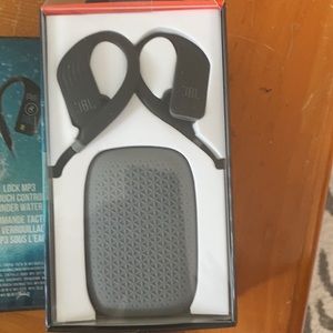 JBl earphones